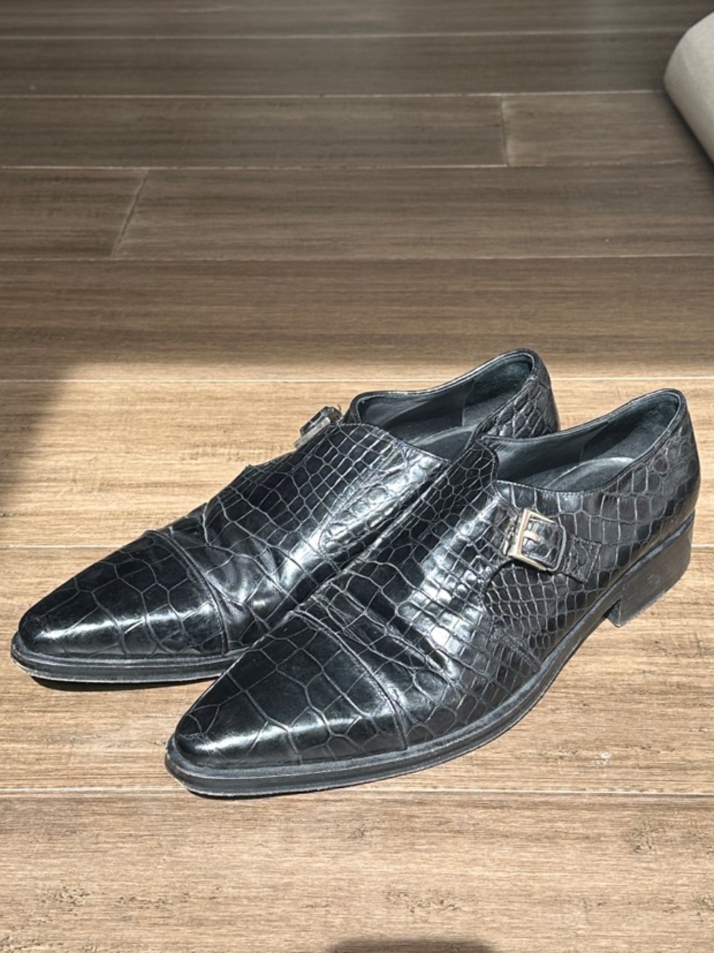 100% Gucci Alligator black men’s monk strap shoes with original soles size 10.5